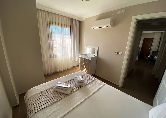 Mai Cunda Hotel Ayvalı